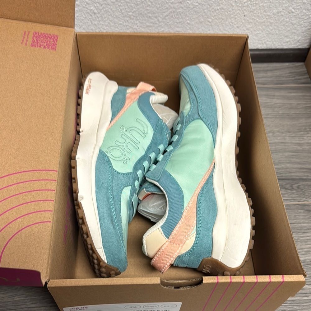 Ryka Jog On Sneakers - Picture 2 of 6